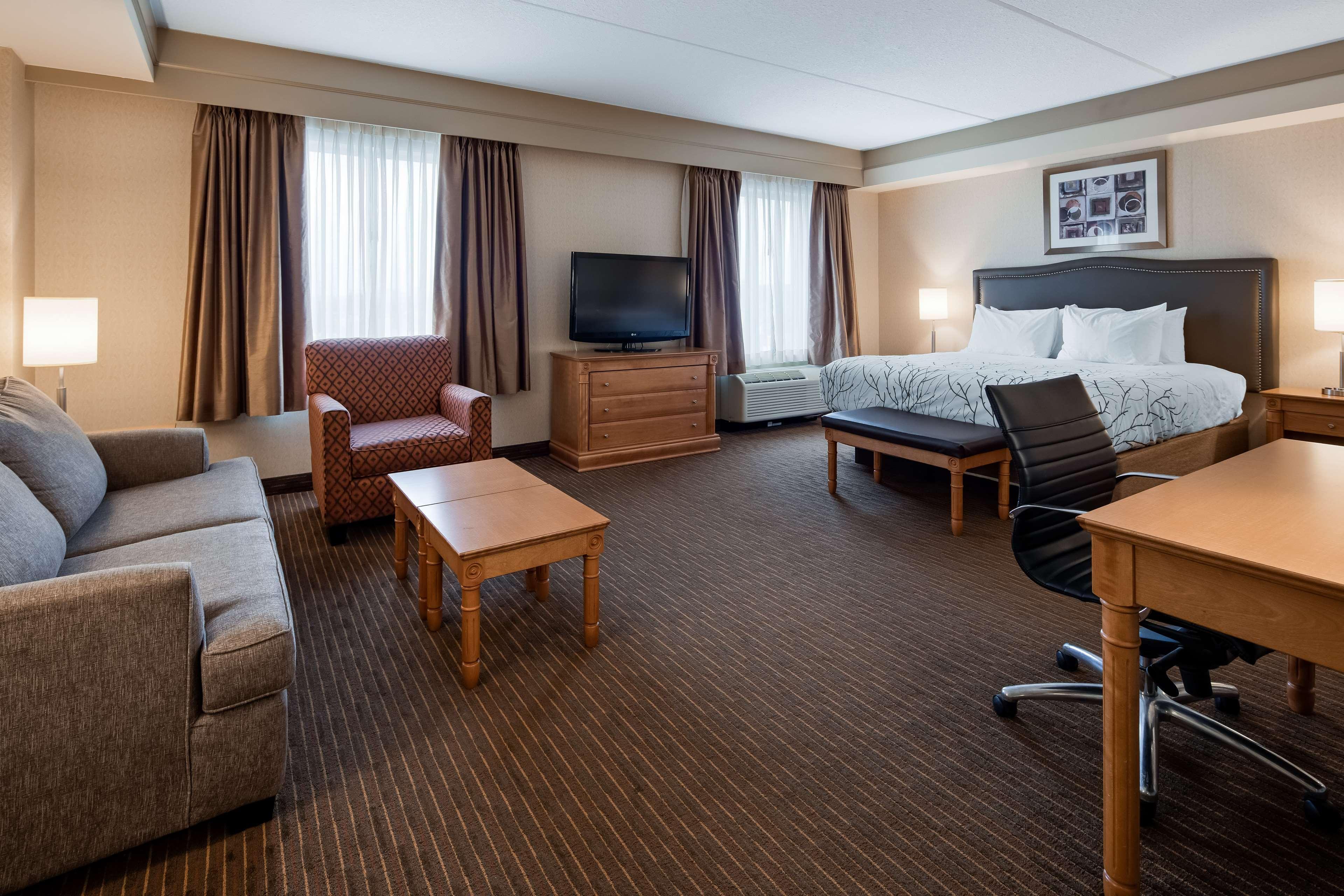 Best Western Plus Waterloo Exterior photo